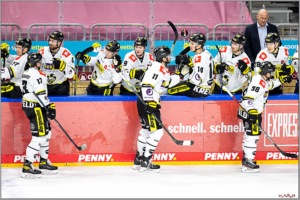 PENNY DEL;  Koelner Haie - Krefeld Pinguine; Koeln, 28.02.2021